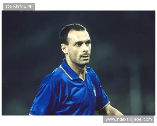 世界杯金靴奖历届得主一览表：统计获奖者的年龄、俱乐部背景及未来发展方向